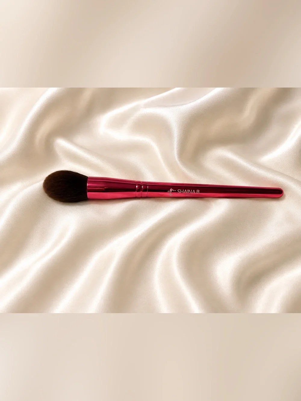 Shaina B. Miami Setting Brush – Professional Makeup Brush – Pink